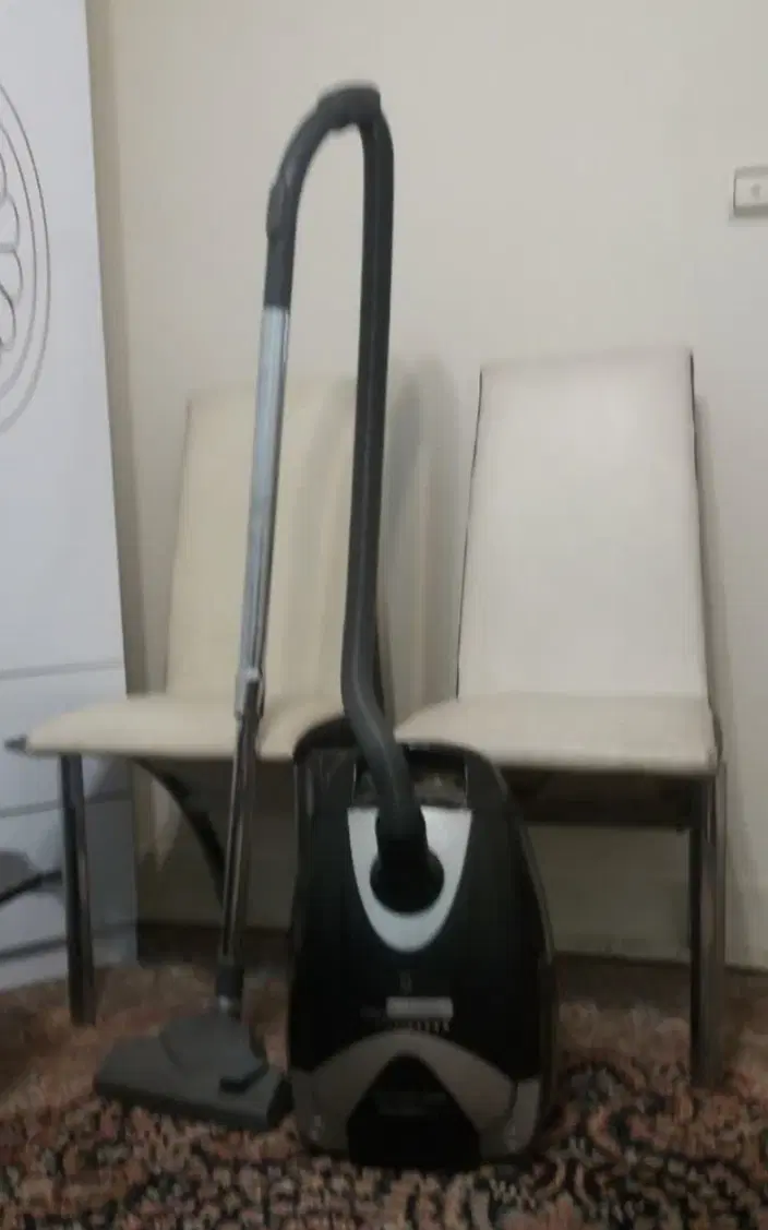 جارو برقی هاردستون ۲۲۰۰ وات|جاروبرقی، جارو شارژی، بخارشو|تهران, گیشا|دیوار