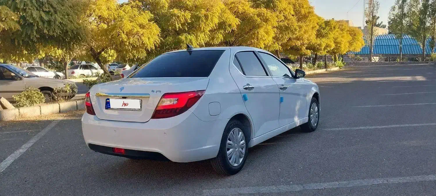 دنا پلاس|خودرو سواری و وانت|گیلان غرب, |دیوار