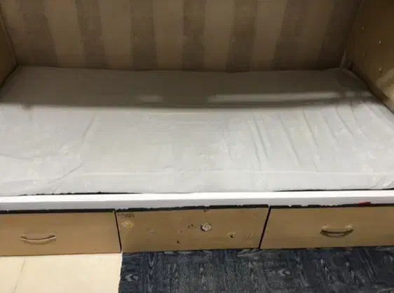 تخت دو نفره|تخت و سرویس خواب|مشهد, مشکینی (شهرک غرب)|دیوار