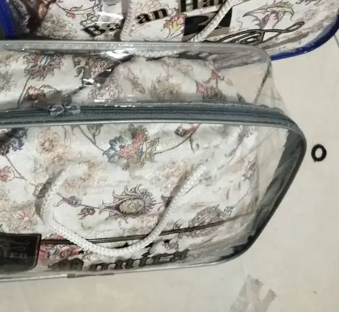 روفرشی کاورفرش کشدار مخمل طرح افشان۳ متری|روفرشی|تهران, سوهانک|دیوار