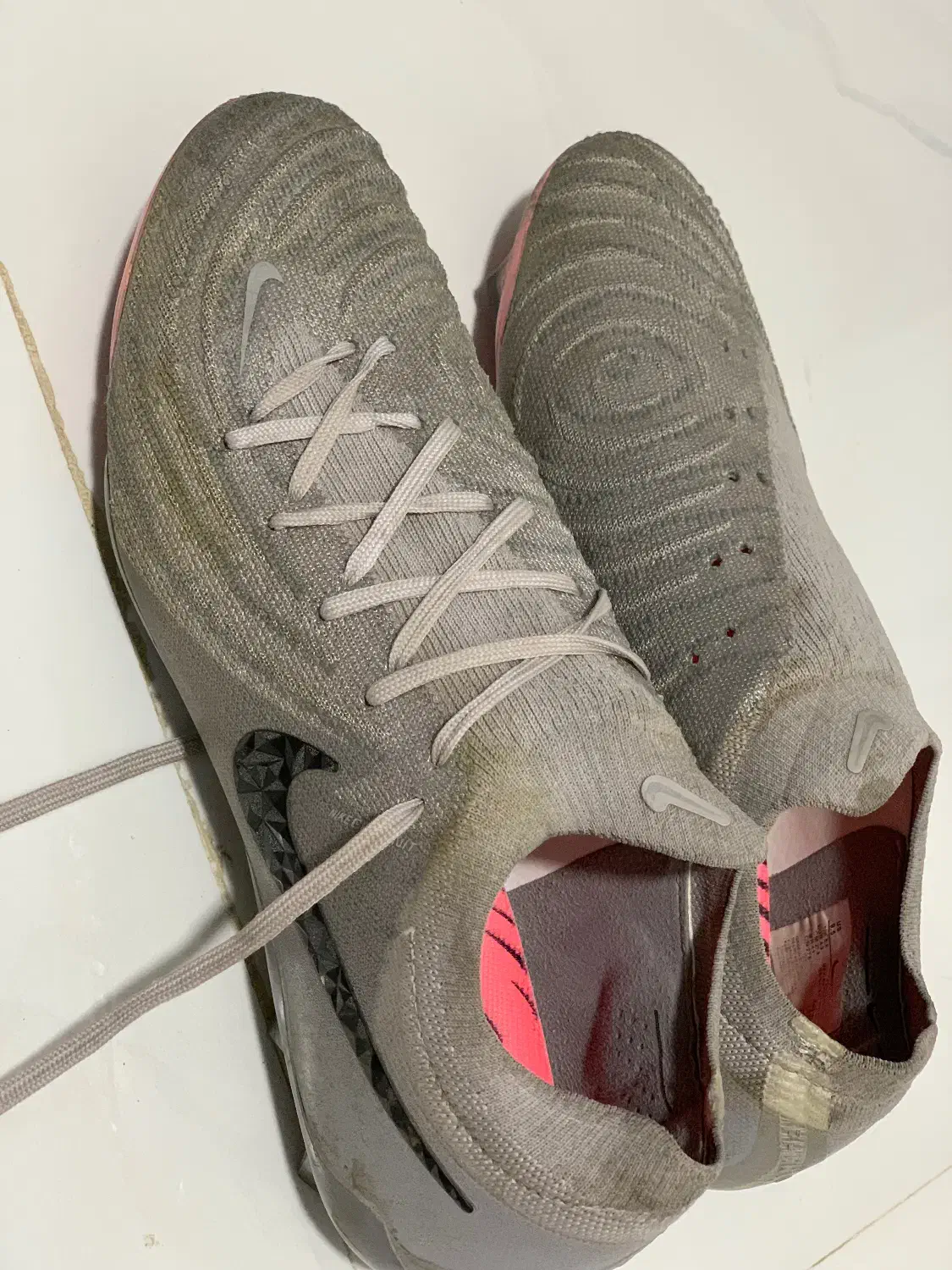 کتونی استوک فوتبال|کیف، کفش، کمربند|صومعه‌سرا, |دیوار