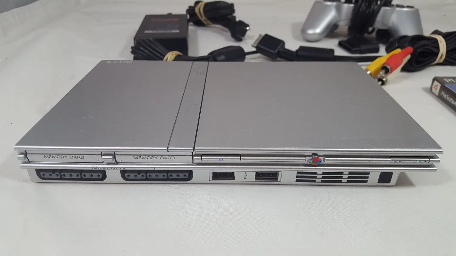 PS2 به همراه فلش ۳۲ گیگ فول گیم|کنسول، بازی ویدئویی و آنلاین|اصفهان, شیخ اشراق|دیوار