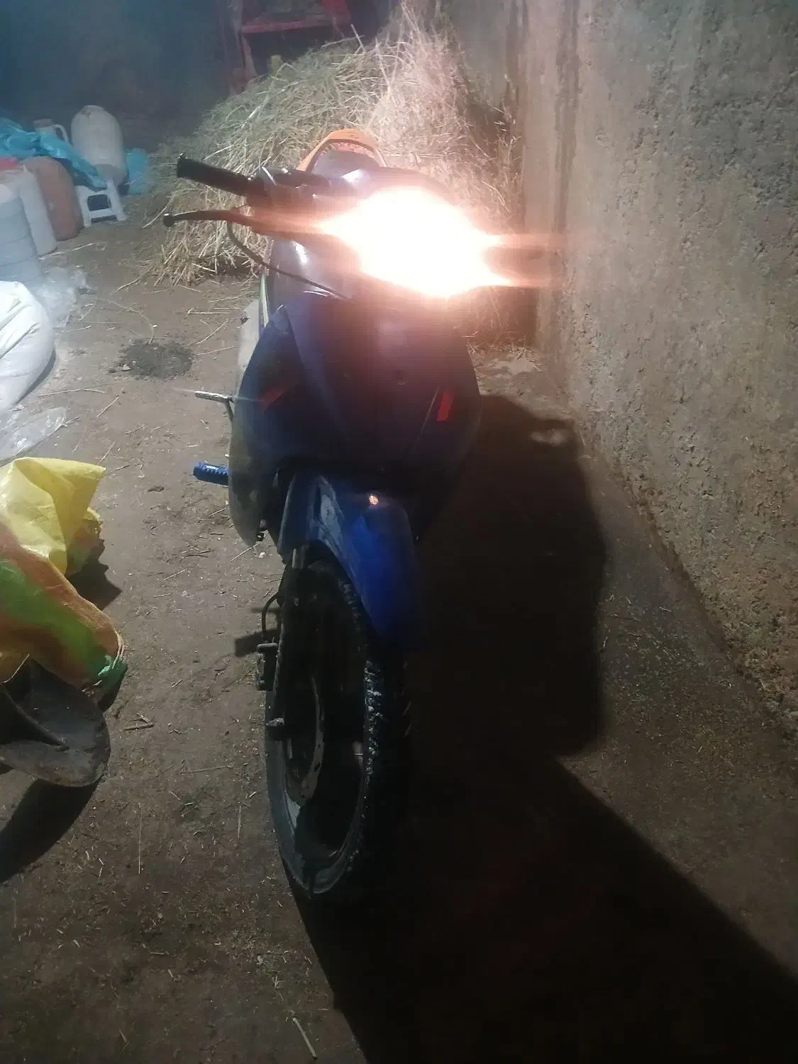 یک عدد موتور ویو۱۲۵|موتورسیکلت|سراب, |دیوار