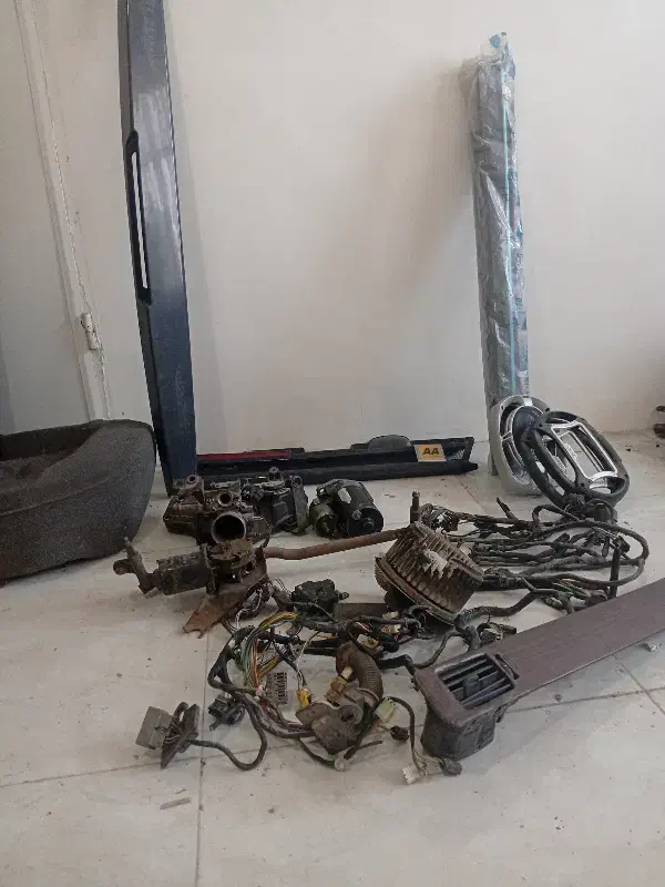 مقداری وسایل استوک|قطعات یدکی و لوازم جانبی|مشهد, بهمن|دیوار