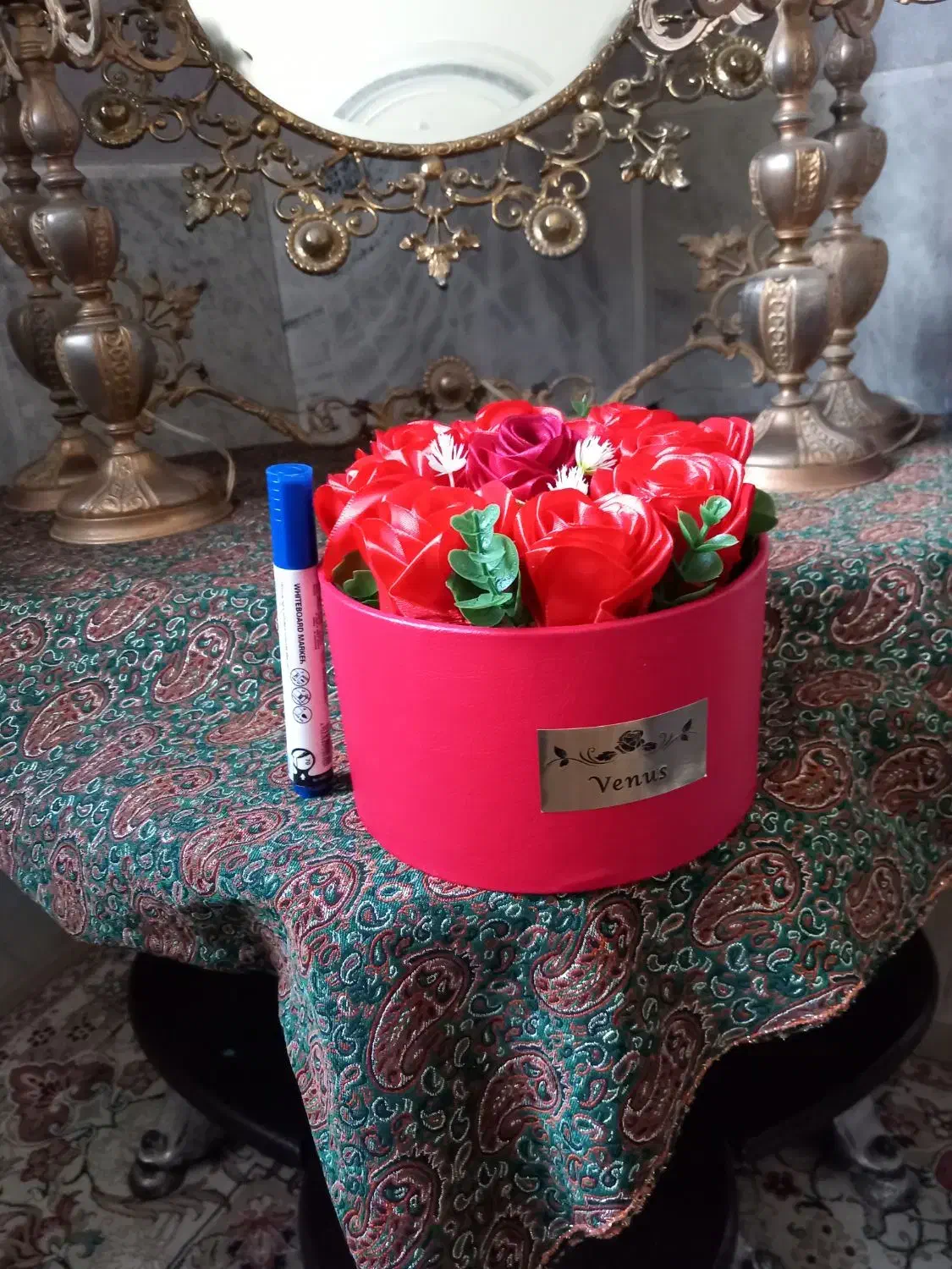 باکس گل رمانی زیبا|گل مصنوعی|تربت جام, فاز ۳ فرهنگیان|دیوار