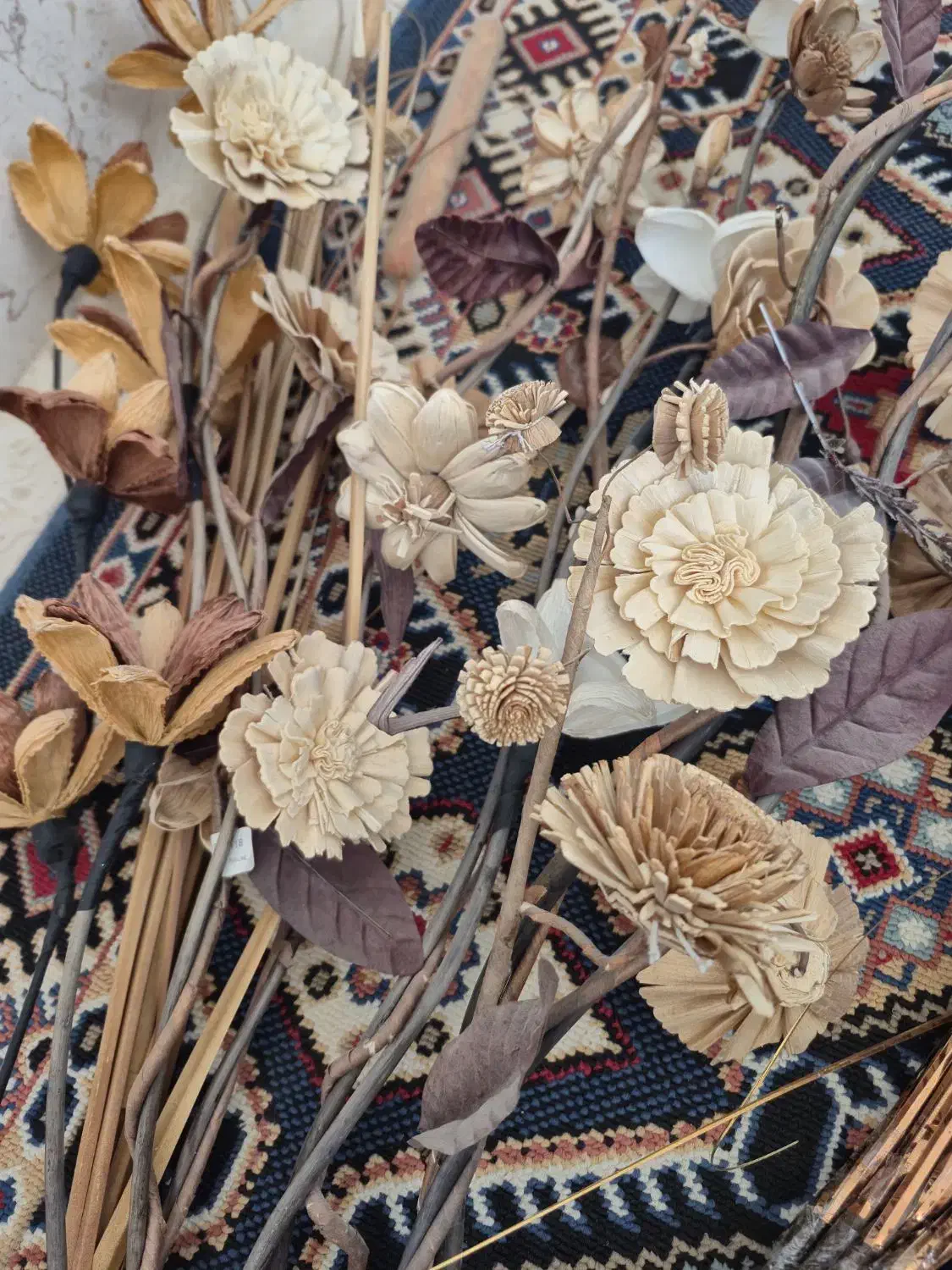 گل چوبی|گل مصنوعی|برخوار, |دیوار