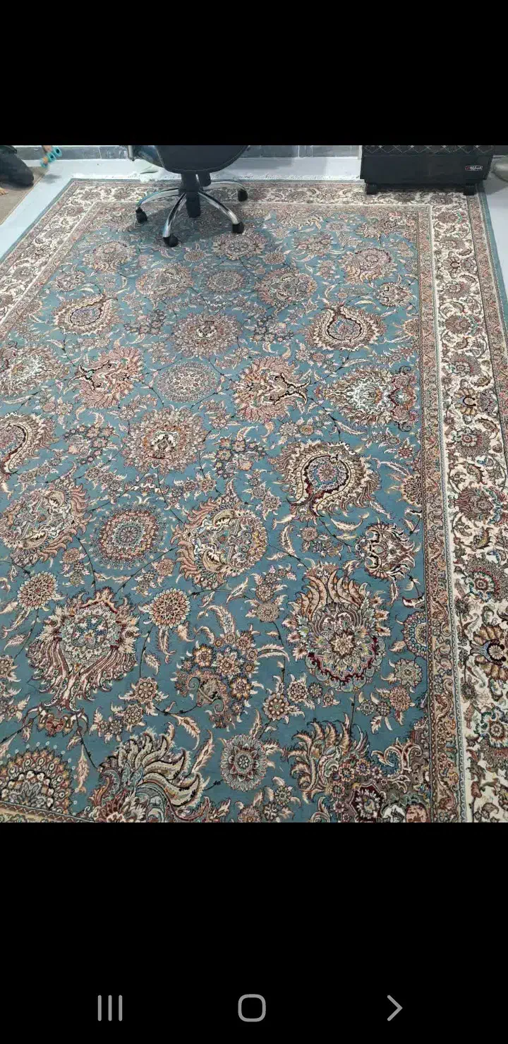 یک تخته فرش ۹متری افشان ۷۰۰شانه|فرش|محمدیه-قزوین, |دیوار