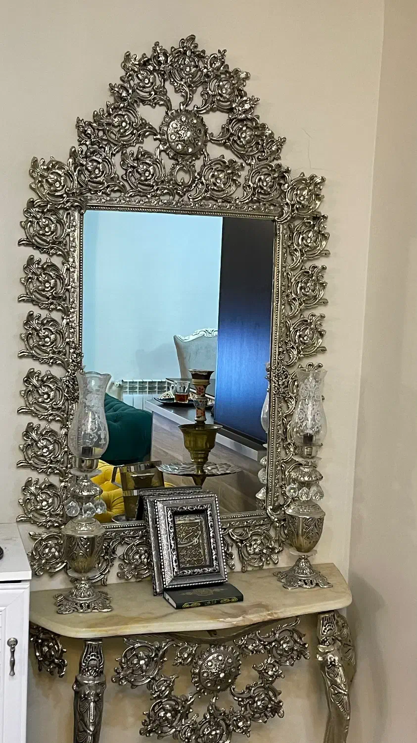 آینه و شمعدان|آینه|تهران, گلستان (شهرک راه آهن)|دیوار