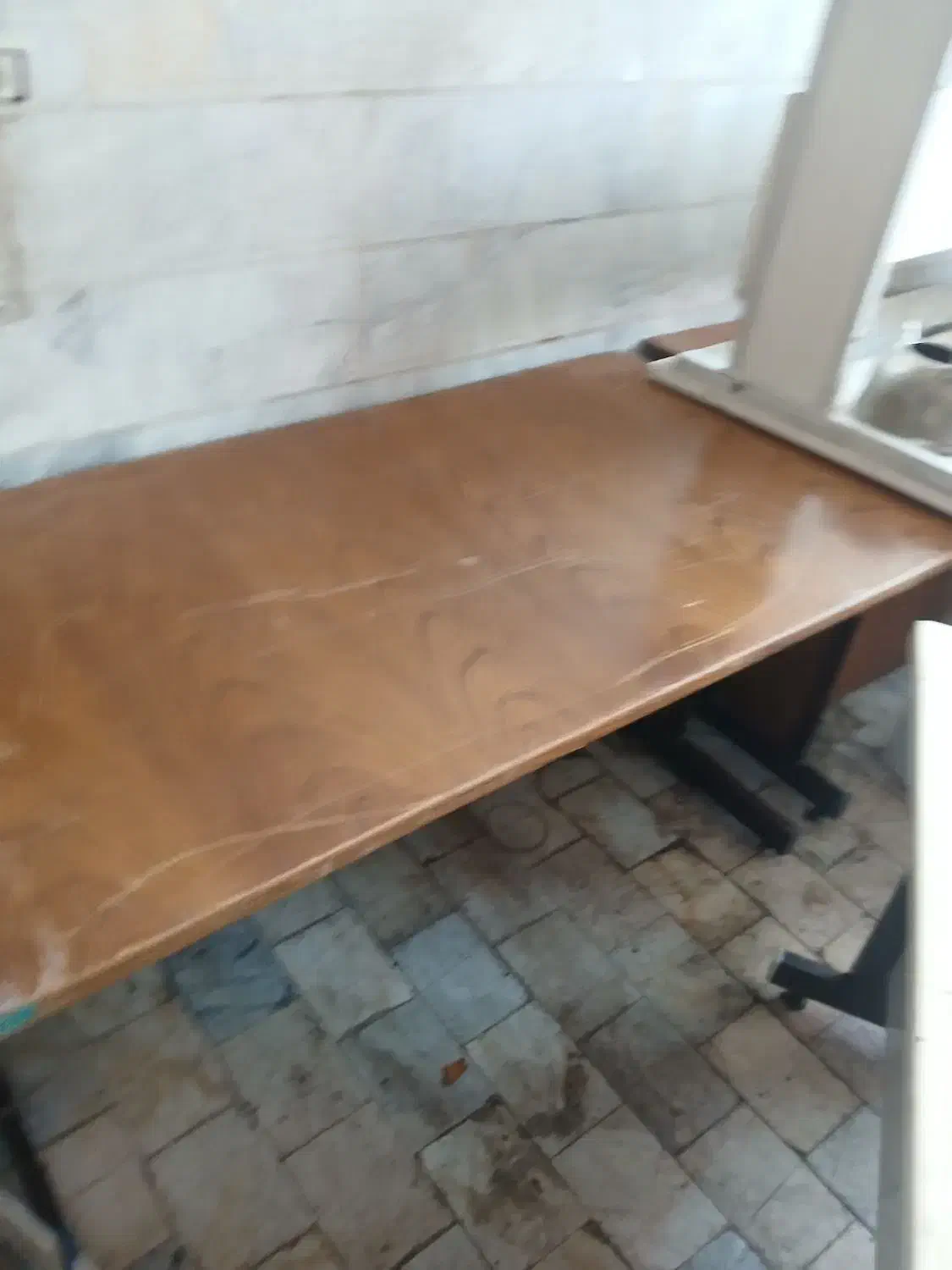 میز اداری تمیز تک وتعداد|میز تحریر و کامپیوتر|گرگان, |دیوار