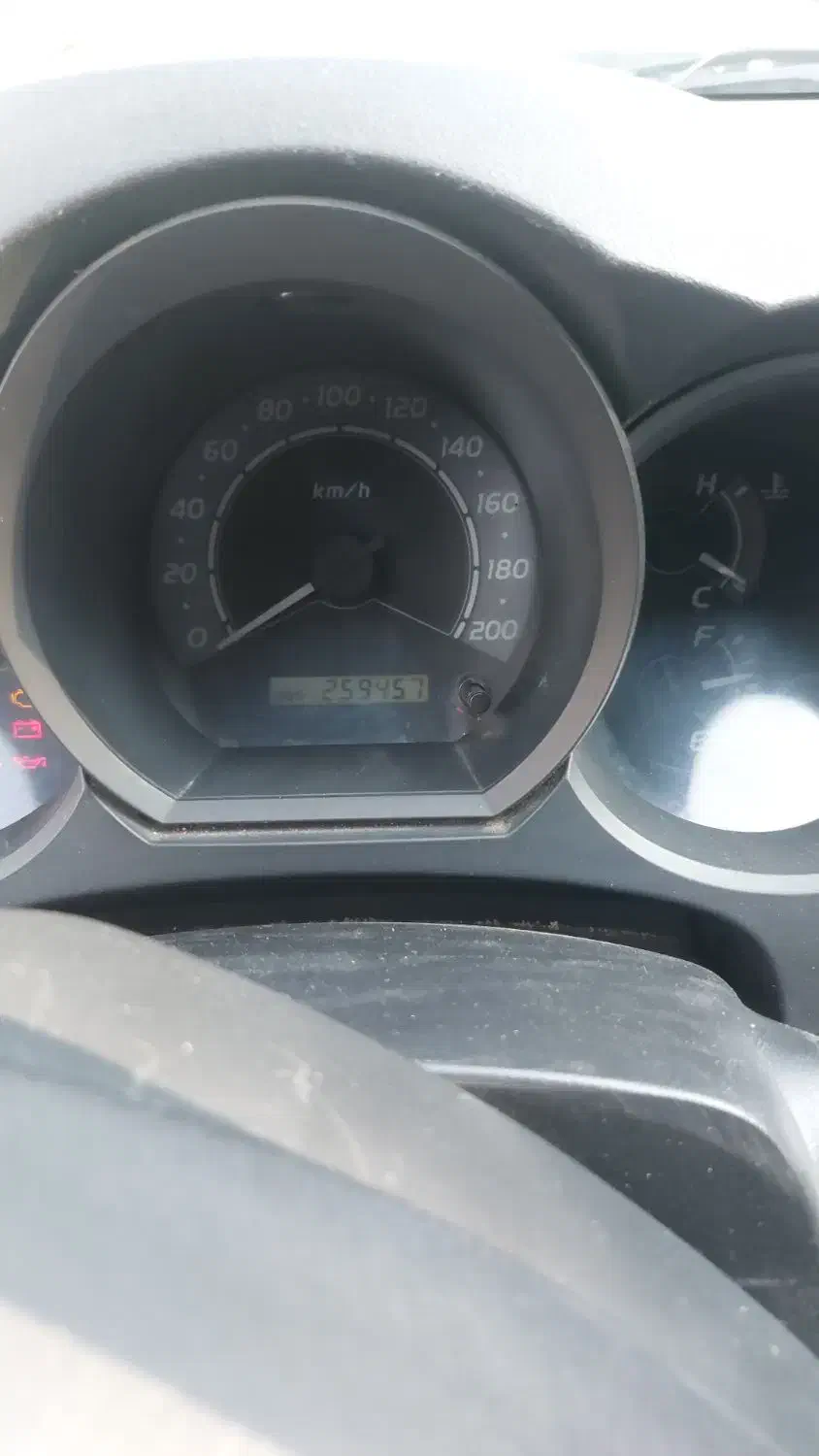 تویوتاهایلوکس کم کار بدون رنگ4حلقه لاستیک نو|خودرو سواری و وانت|تهران, شهرک آزمایش|دیوار