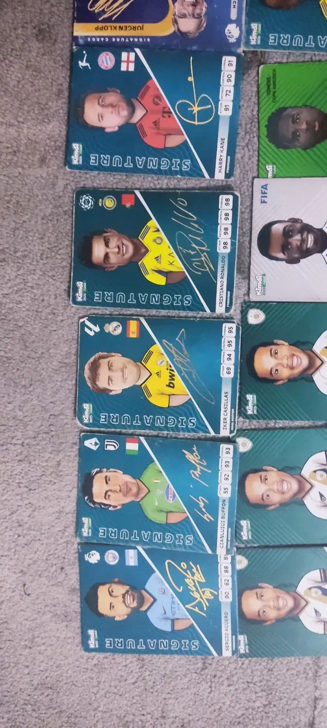 کیمدی|اسباب‌‌بازی|کلاله, |دیوار