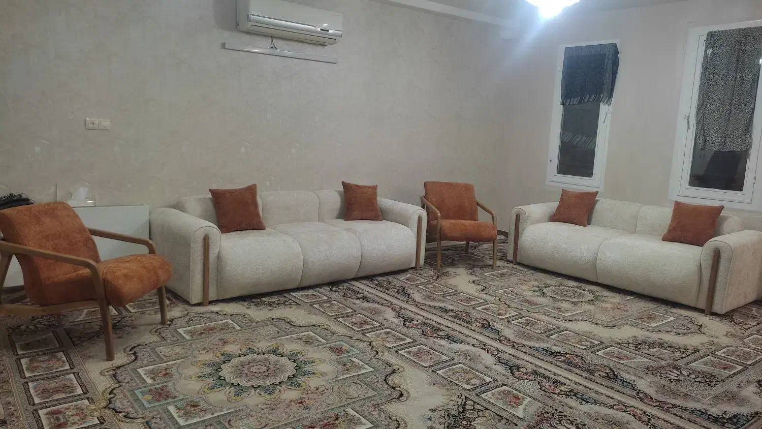 مبل راحتی نه نفره|مبلمان خانگی و میز عسلی|الوند, |دیوار