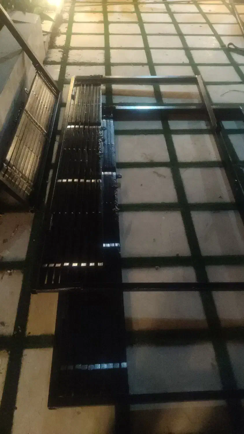 درب اکاردیونی حفاظ|مصالح و تجهیزات ساختمان|قائم‌شهر, |دیوار