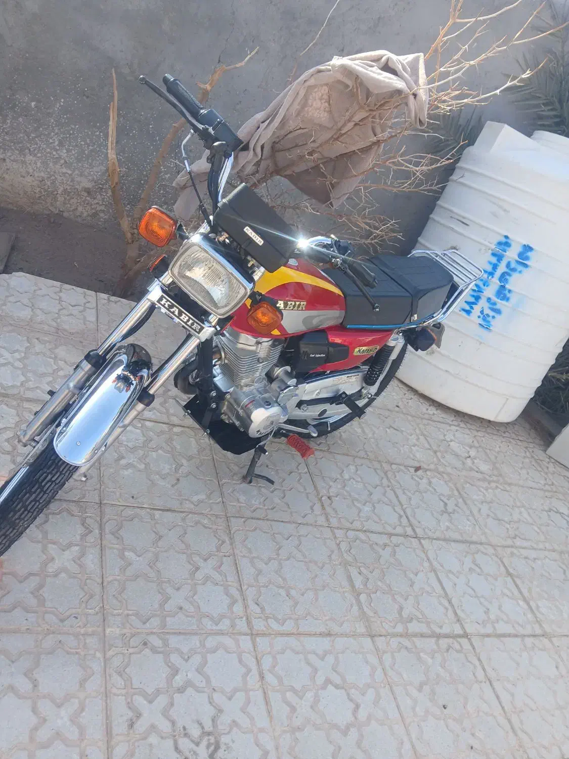 کبیر|موتورسیکلت|ریگان, |دیوار