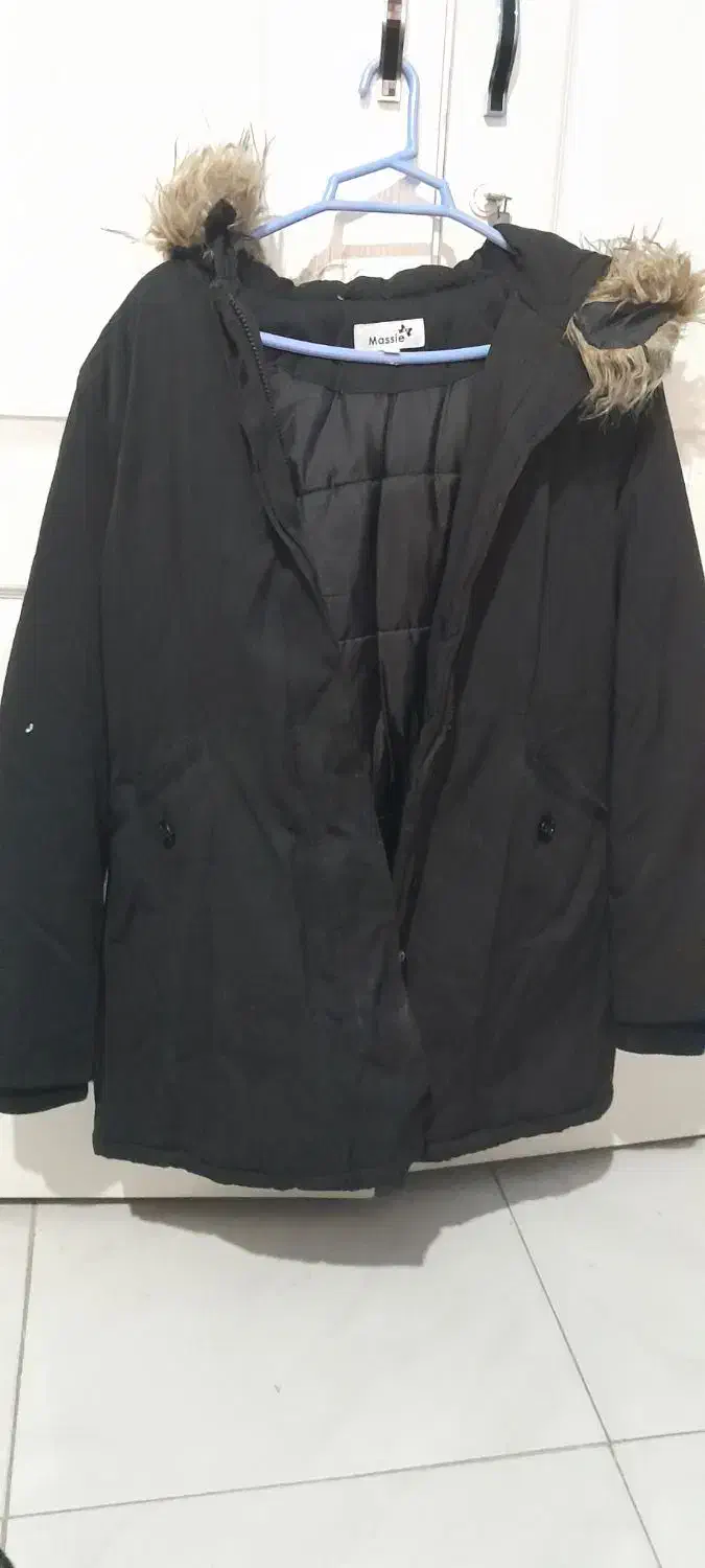 وسایل شخصی|لباس|رودهن, |دیوار