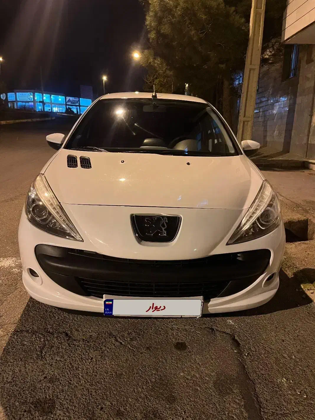 ۲۰۷ سفید دنده ای مدل ۹۶|خودرو سواری و وانت|مهدی شهر, |دیوار