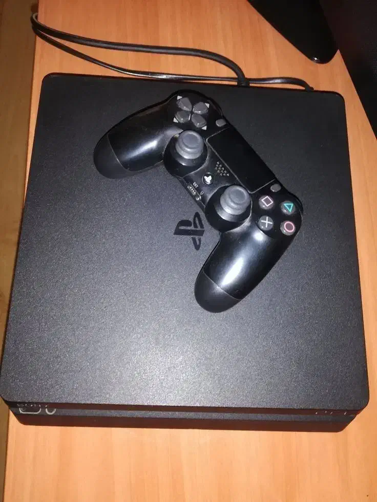 ps4slim|کنسول، بازی ویدئویی و آنلاین|کرمان, |دیوار