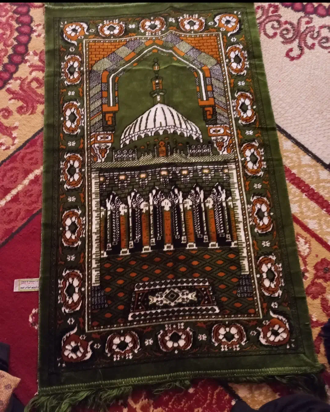 تعدادی سجاده جنس خوب|فعالیت داوطلبانه|قشم, |دیوار