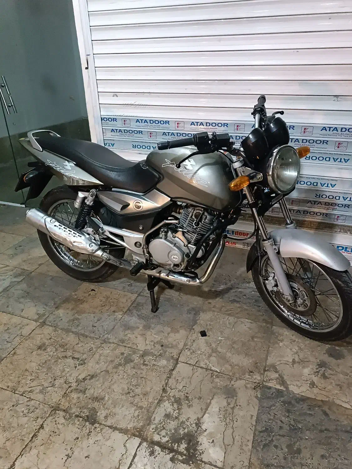 موتور پالس پره فنی سالم طبق عکس مدارک آماد انتقال|موتورسیکلت|تهران, نعمت‌آباد|دیوار