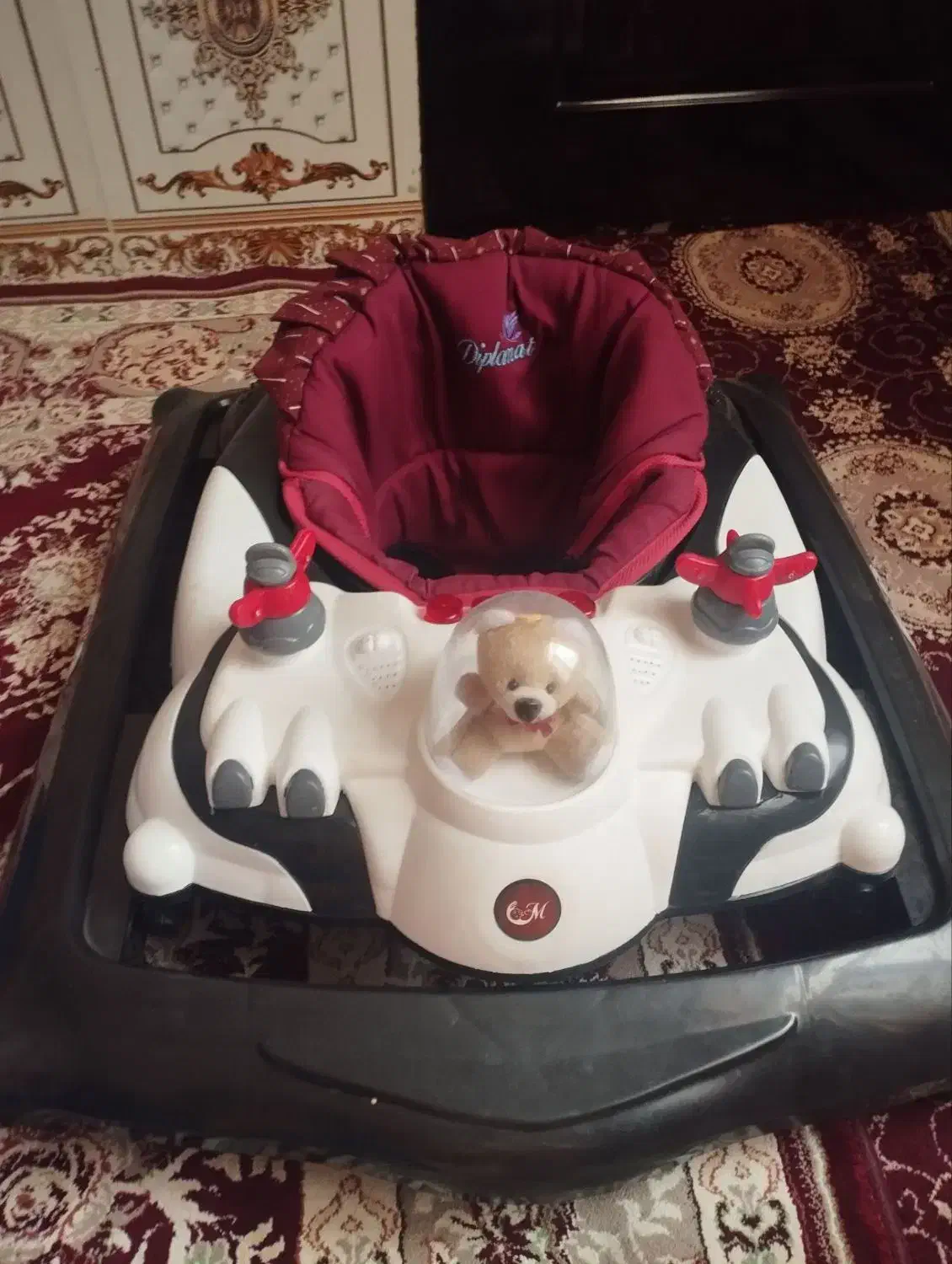 روروک|کالسکه و لوازم جانبی|جوانرود, |دیوار