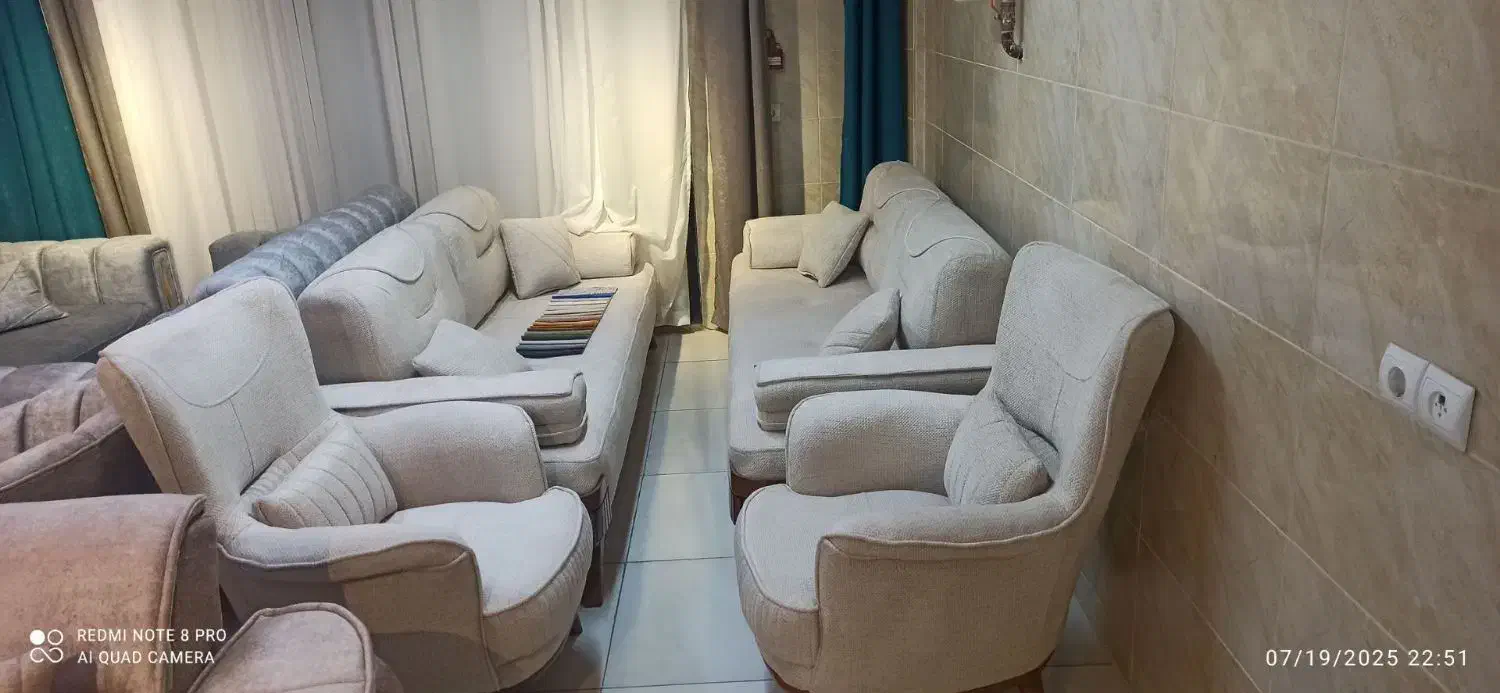 مبلمان راحتـی (مبل تک عمده مینیمال ) پخـش|مبلمان خانگی و میز عسلی|تبریز, |دیوار