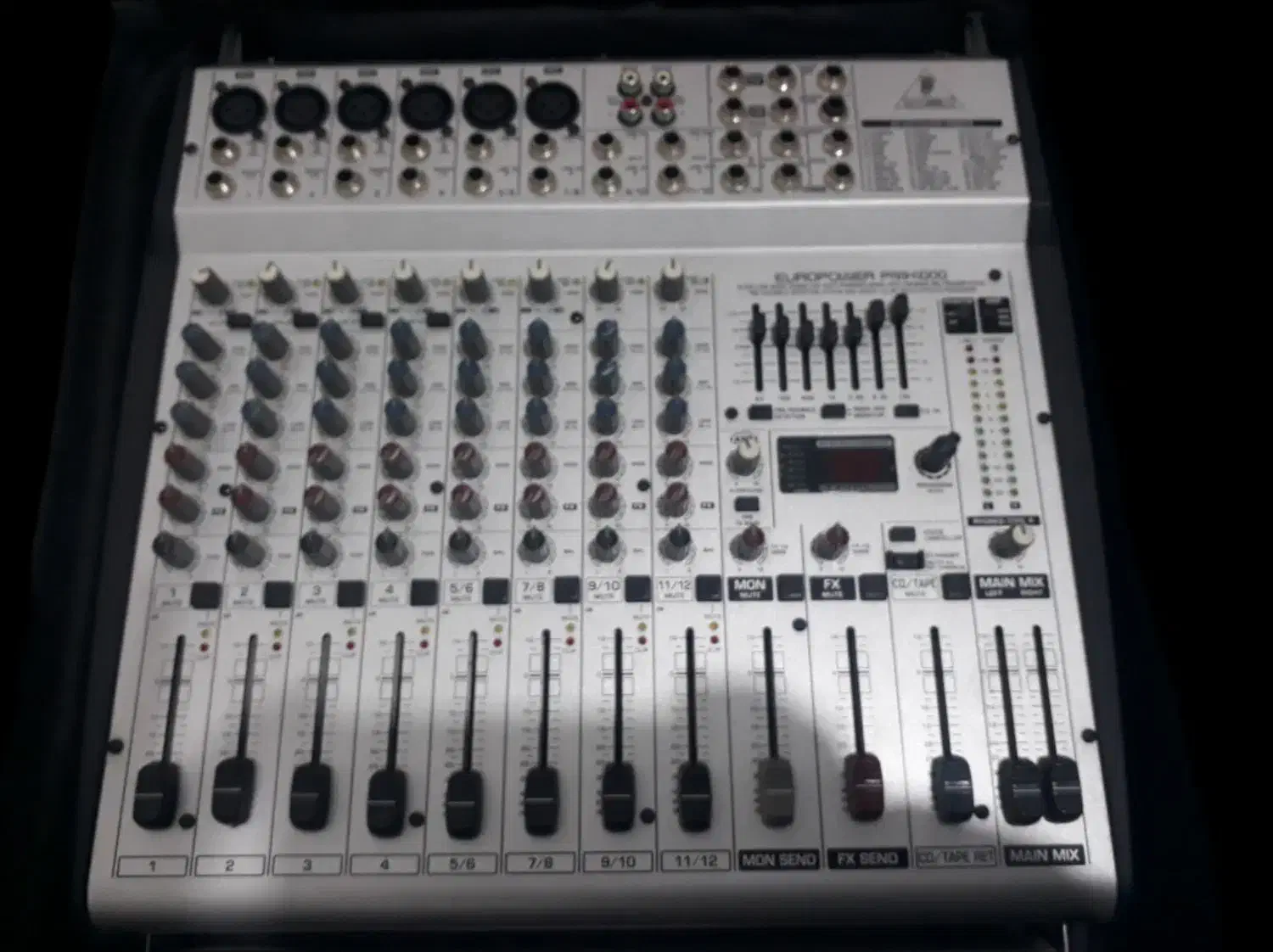 پاور میکسر ۱۰۰۰ بهرینگر لازرورقی|آلات موسیقی|کرج, بنیاد|دیوار