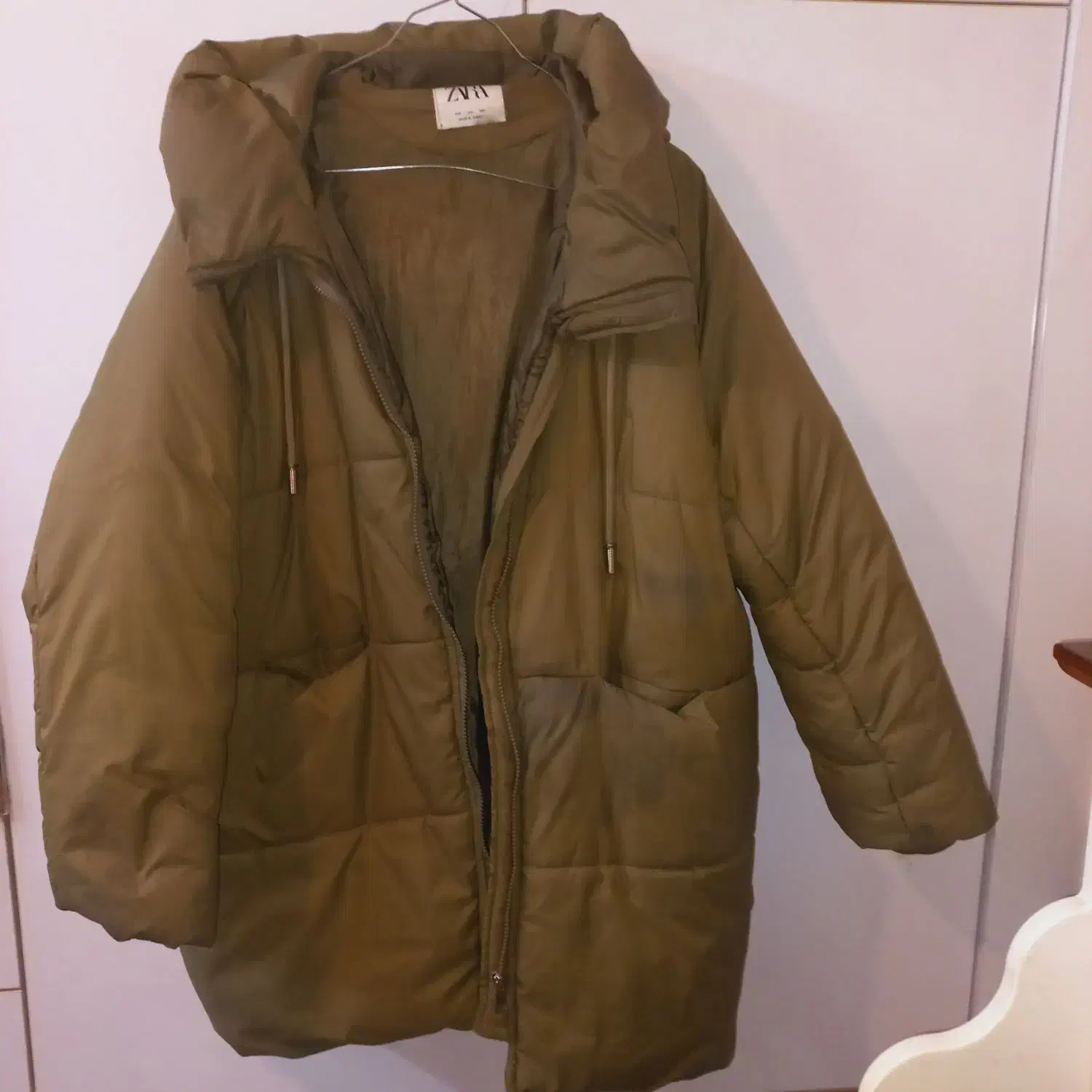 کاپشن سبز یشمی|لباس|مشهد, چهارچشمه|دیوار