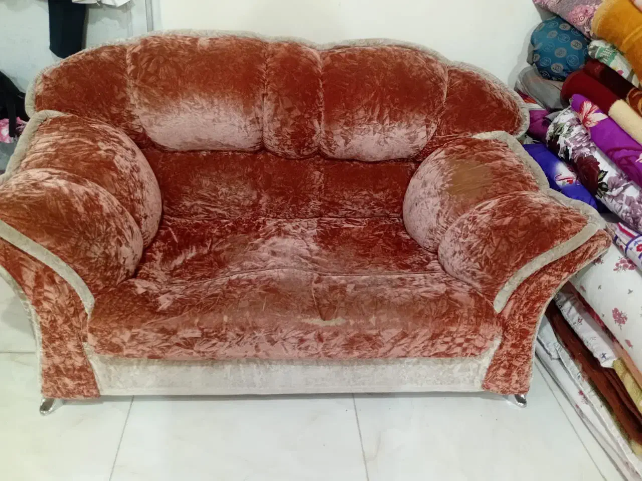 مبل|مبلمان خانگی و میز عسلی|فومن, |دیوار