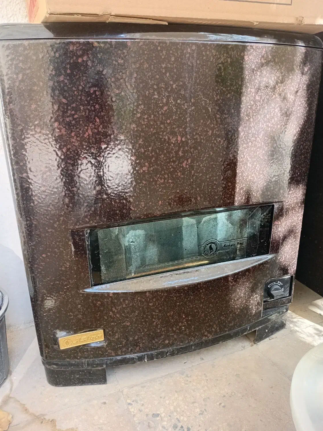 بخاری گازی مهیا سایز متوسط صحیح و سالم|بخاری، هیتر، شومینه|آبیک, |دیوار