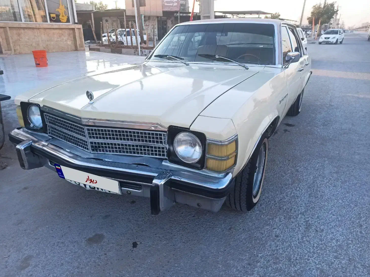 بیوک کرم رنگ سربندر|خودرو کلاسیک|بندر ماهشهر, |دیوار