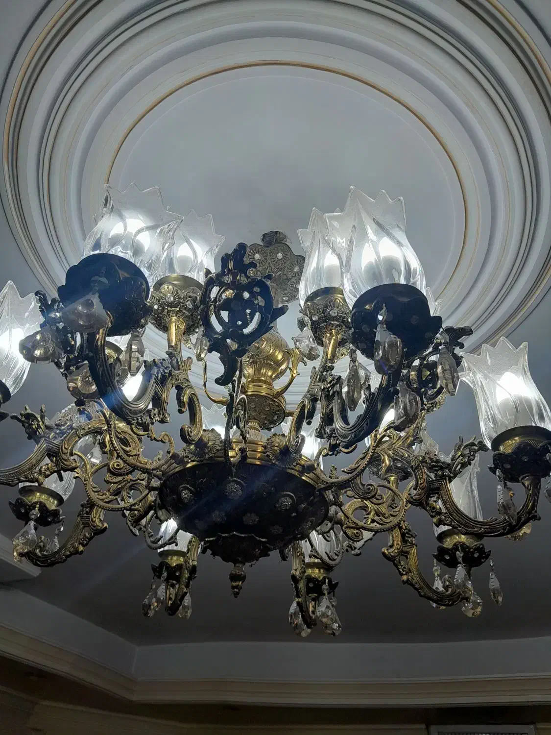 لوستر برنجی با کیفیت|لوستر و چراغ آویز|تهران, منیریه|دیوار