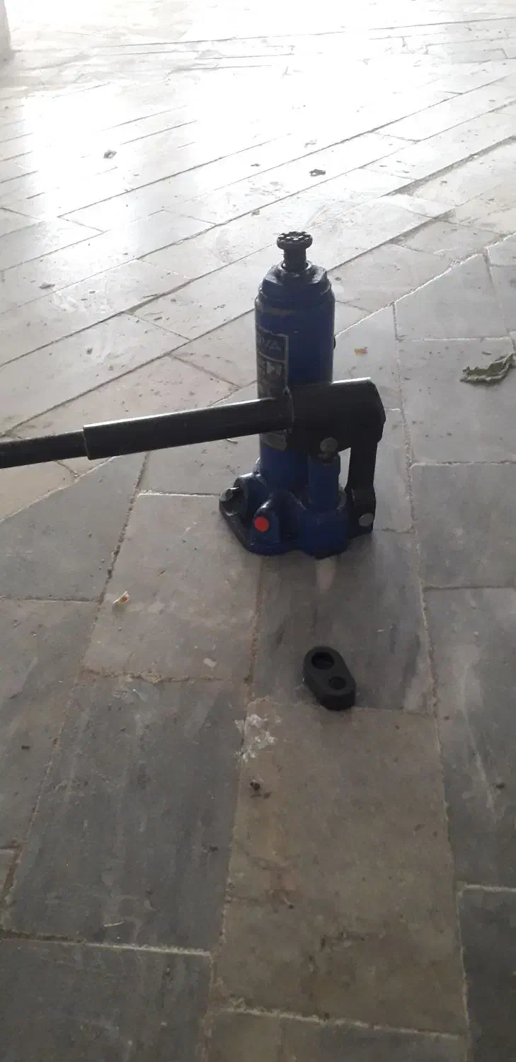 جک روغنی ۲ تن|قطعات یدکی و لوازم جانبی|فردیس, منظریه|دیوار