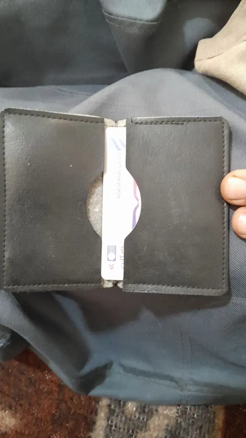 مدارک ماشین گمشده|اشیا|شادگان, |دیوار