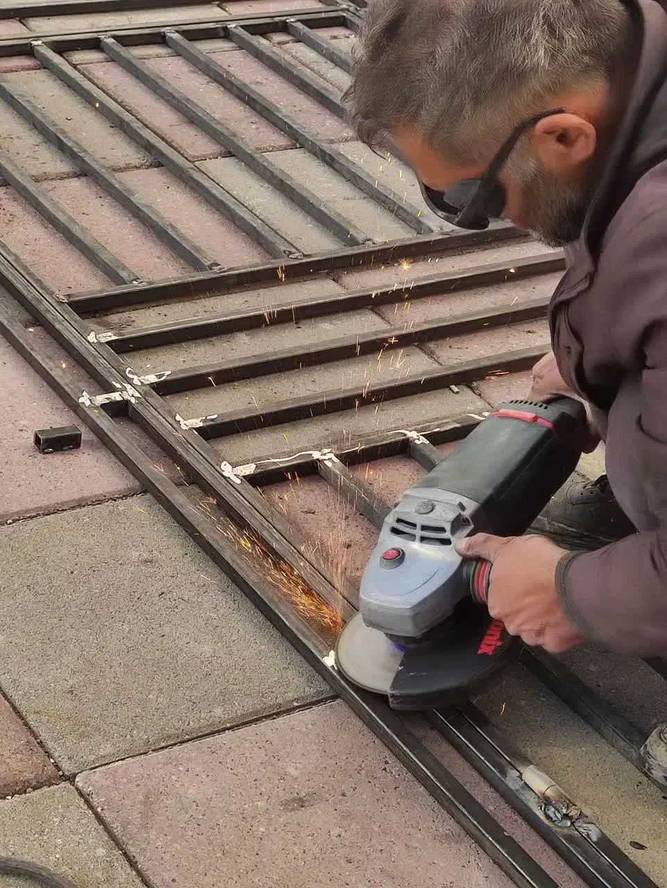 جوشکاری سیار در گلشهر وحومه کرج|خدمات پیشه و مهارت|کرج, گلشهر|دیوار