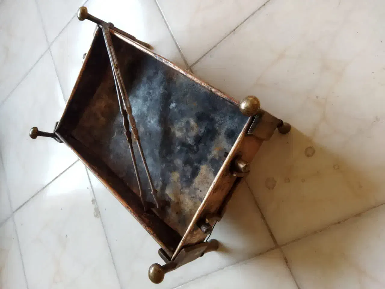 منقل مسی قدیمی|کلکسیون اشیاء عتیقه|دزفول, |دیوار