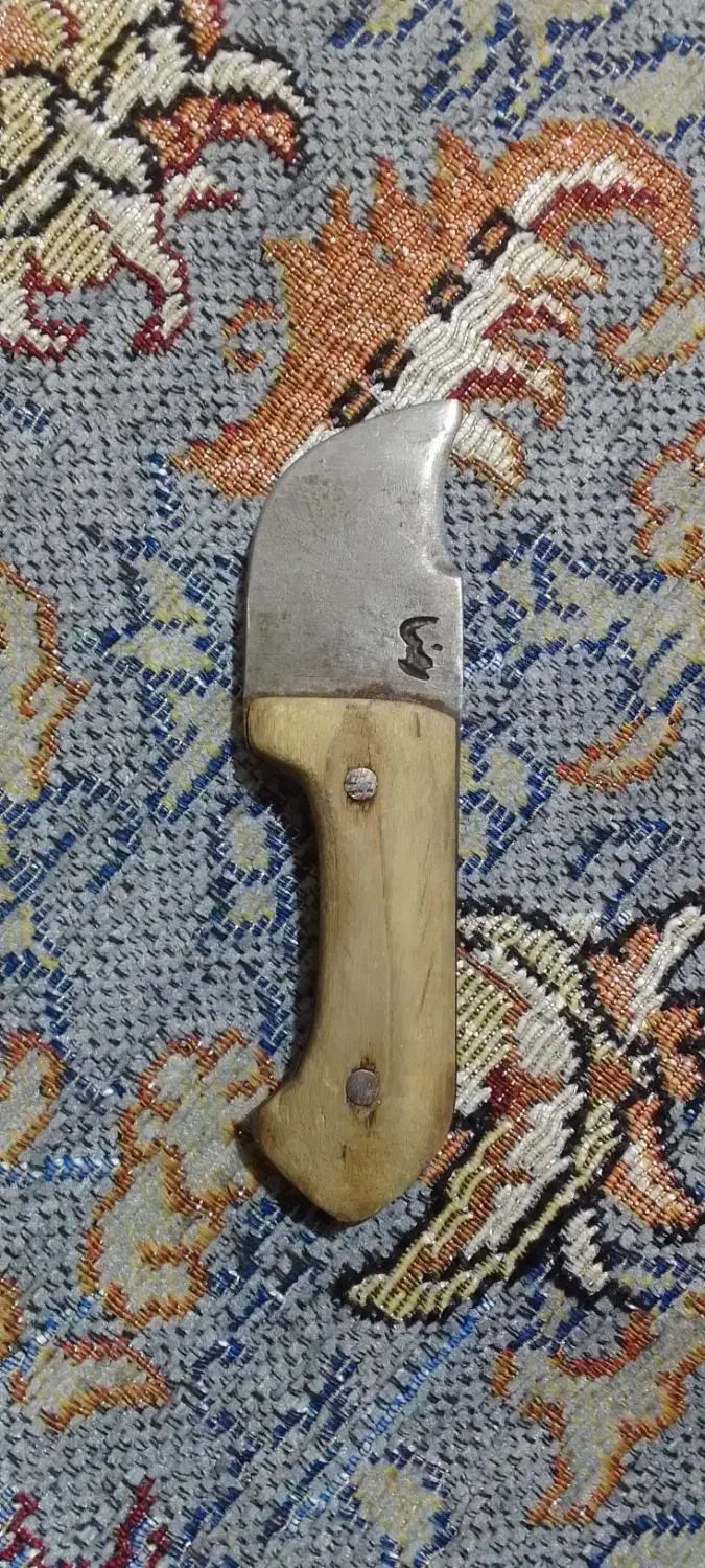 چاقو قیمت ۱۵۰|کلکسیون اشیاء عتیقه|دورود, |دیوار