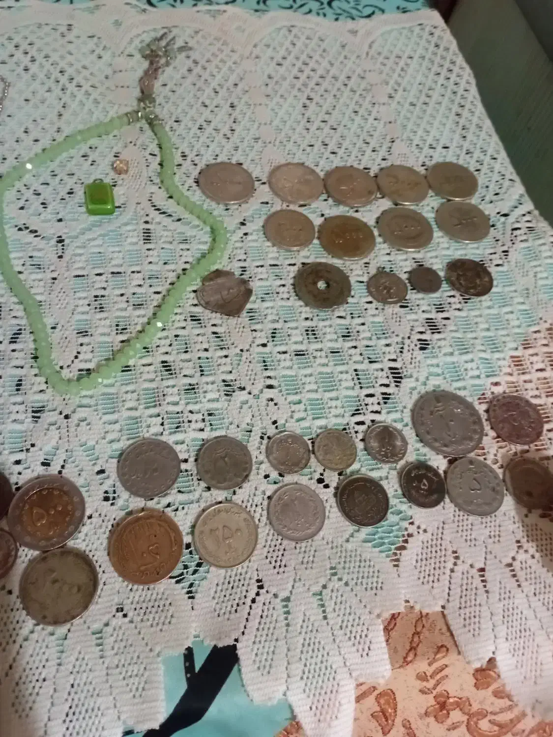 فروش سکه کلکسیونی وتسبیح شاه مقصود بهمراه پلاک|کلکسیون و سرگرمی|اقبالیه, |دیوار