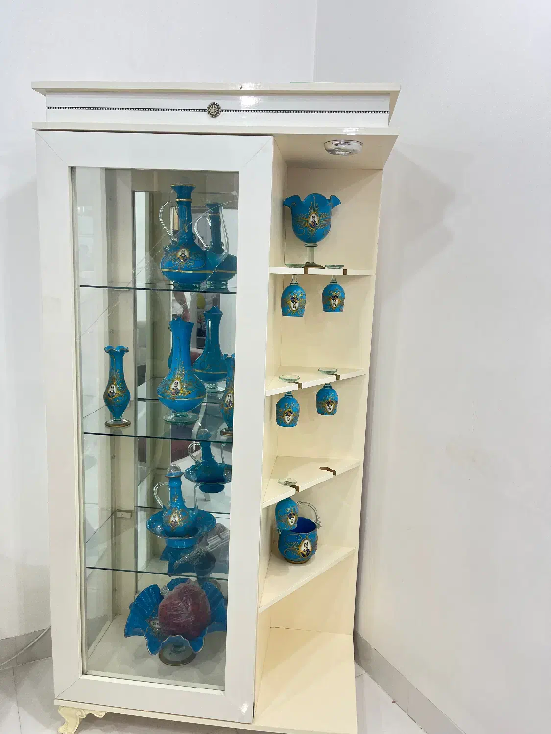 بوفه|بوفه، ویترین، کنسول|اهرم, |دیوار