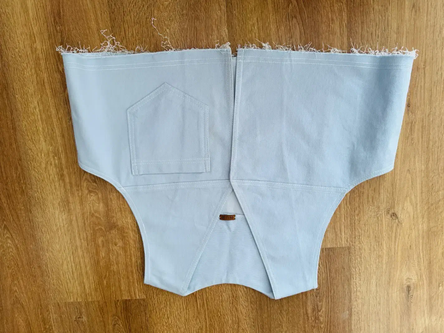 جلیقه کراپ|لباس|بوئین زهرا, |دیوار