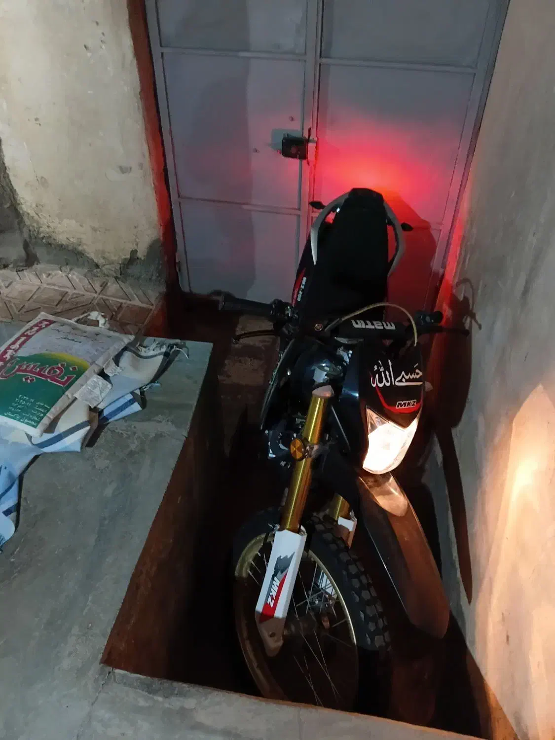 تریل متین۲۰۰|موتورسیکلت|کنگاور, |دیوار