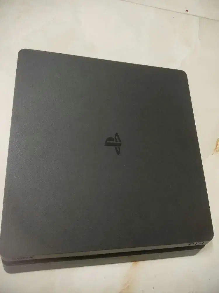 ps4 slim|کنسول، بازی ویدئویی و آنلاین|اراک, |دیوار