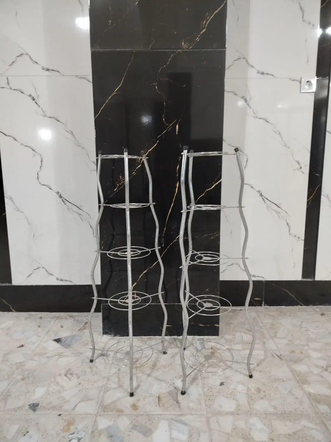 جا قابلمه ای|آبچکان و نظمدهنده ظروف|اقبالیه, |دیوار