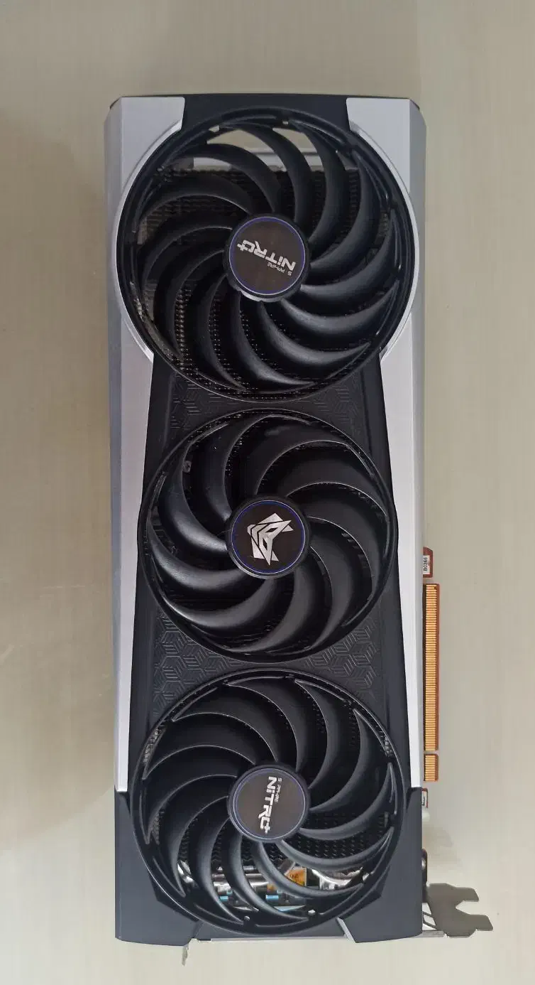 کارت گرافیک سافایر RX 6700 XT نیترو پلاس|قطعات و لوازم جانبی رایانه|کرج, عظیمیه|دیوار