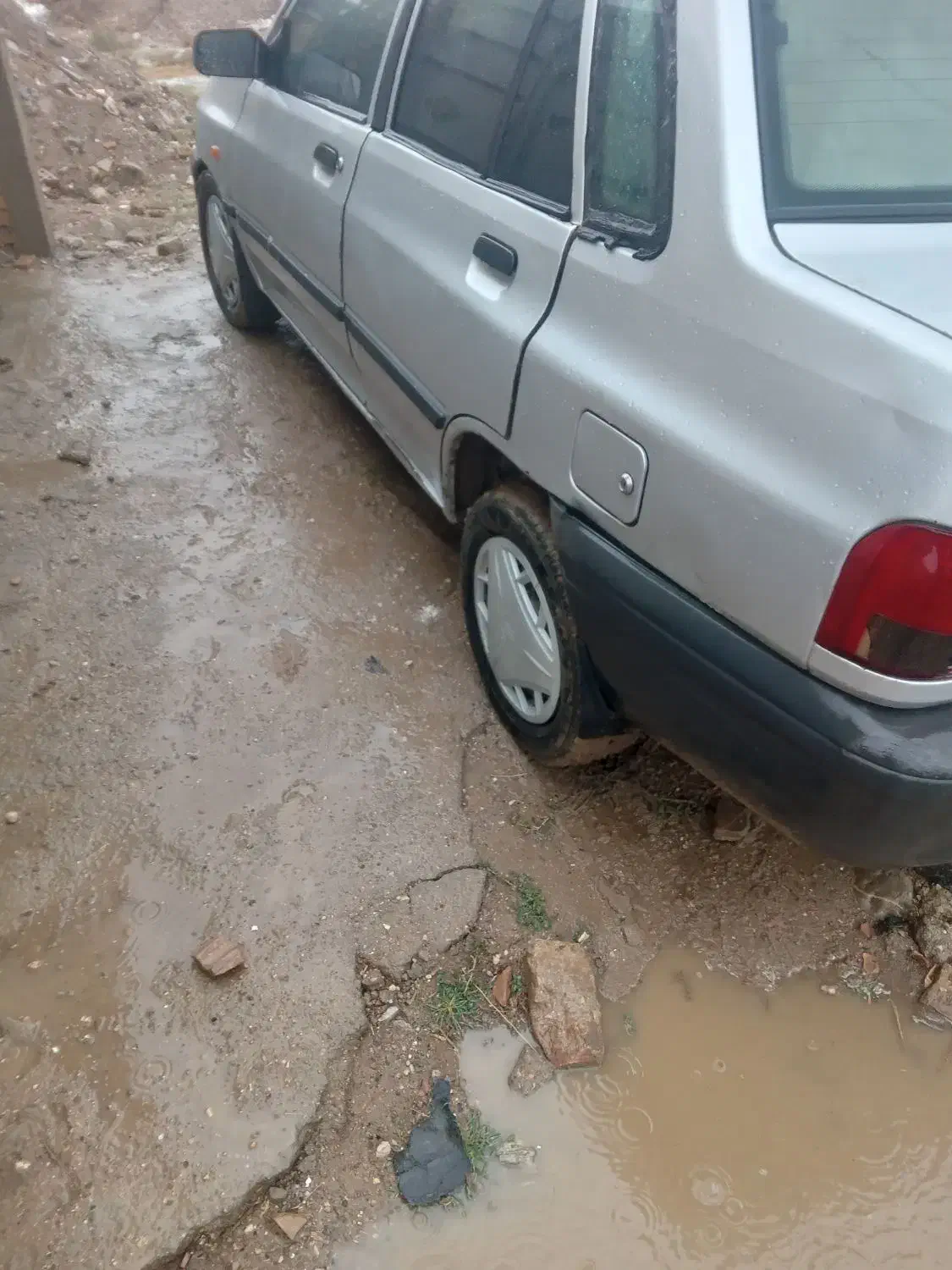 پراید سالم مدارک تکمیل|خودرو سواری و وانت|گنبد کاووس, |دیوار