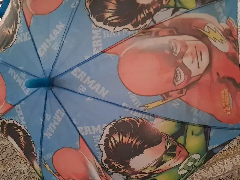 چتر بچگانه نو استفاده نشده|اسباب و اثاث بچه|سنندج, |دیوار