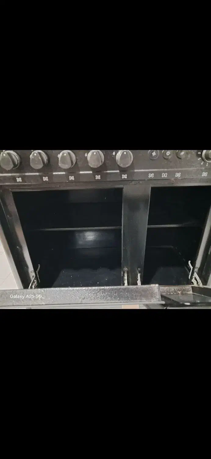 باسلام  گاز 5شعله طرح فر شرکت پارس یک سال کار کرده|اجاق گاز و لوازم برقی پخت‌وپز|کنار تخته و کمار, |دیوار