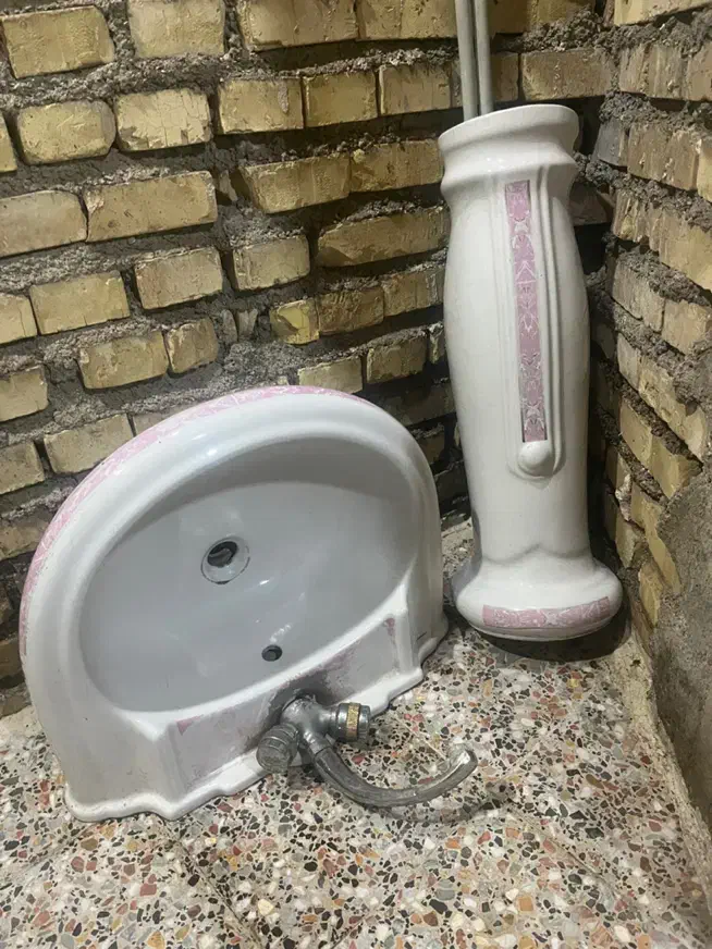 روشویی و شیرآب|لوازم سرویس بهداشتی|اندیمشک, |دیوار