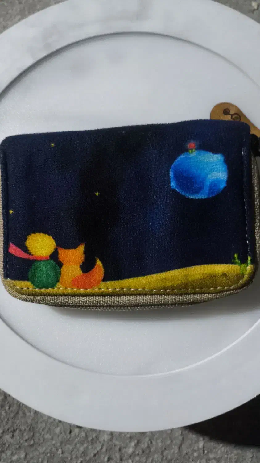 مدارک پیداشده|اشیا|بوشهر, |دیوار