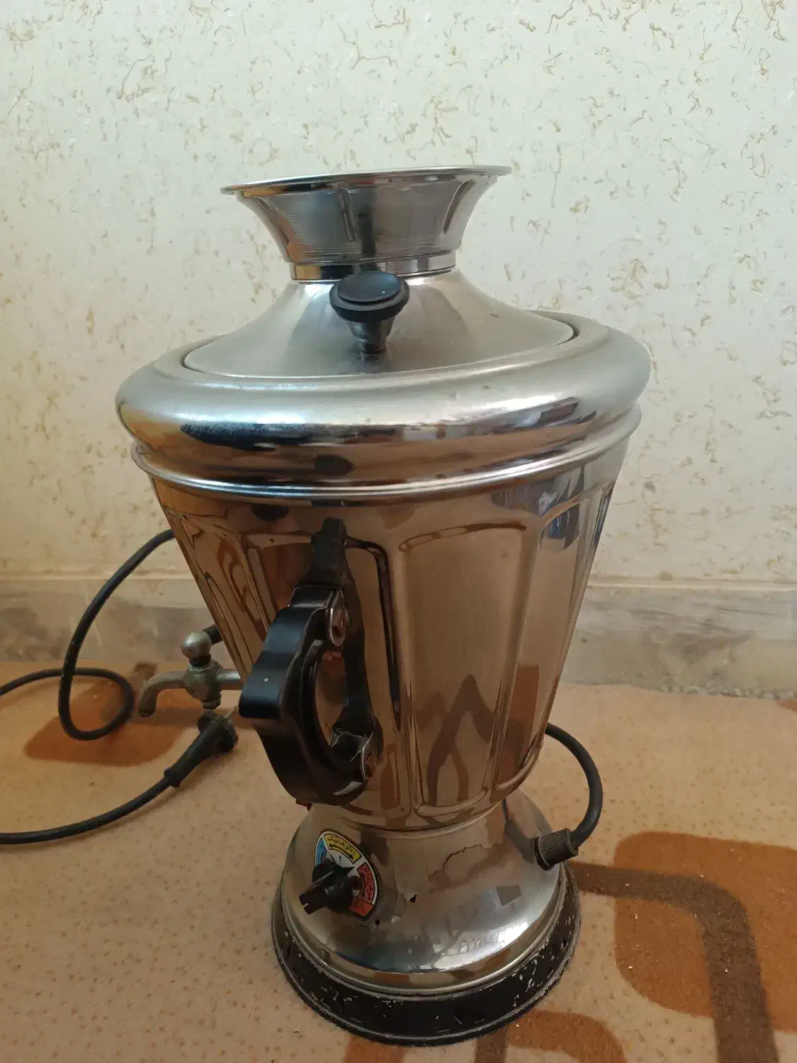 سماور برقی 6 لیتری قدیمی|کلکسیون اشیاء عتیقه|اصفهان, جلالیه|دیوار