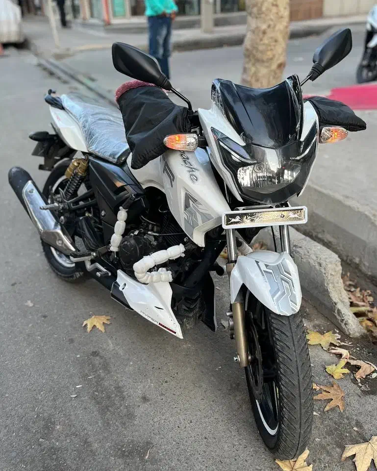 آپاچی|موتورسیکلت|مشکیندشت, |دیوار